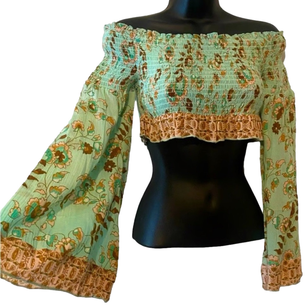 RAGA smocked boho crop top with long bell sleeves women’s size medium NWT